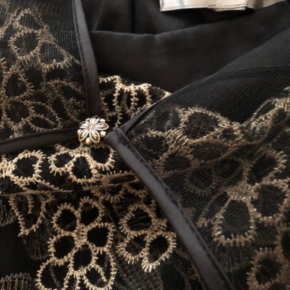 Tahari Gold Floral Black Gown - Picture 6 of 8